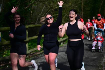 NICHS Red Dress 0648