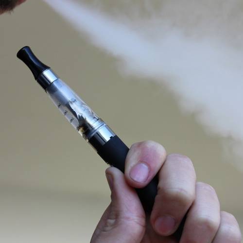 E cigarette 1301664 1280