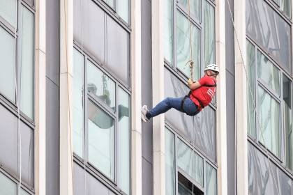 NICHS Abseil 105
