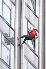 NICHS Abseil 112