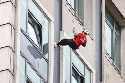 NICHS Abseil 128